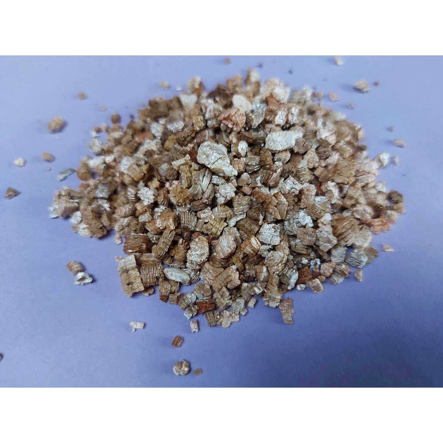Vermiculiet 100L fijn no 2 Zaaivermiculiet Kopen Bij Potgrondshop nl vermiculiet-100l-fijn-no-2-zaaivermiculiet-kopen-bij-potgrondshop-nl